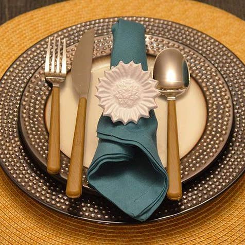 White Sunflower Napkin Rings - Set of 4 for wholesale by Vibhsa