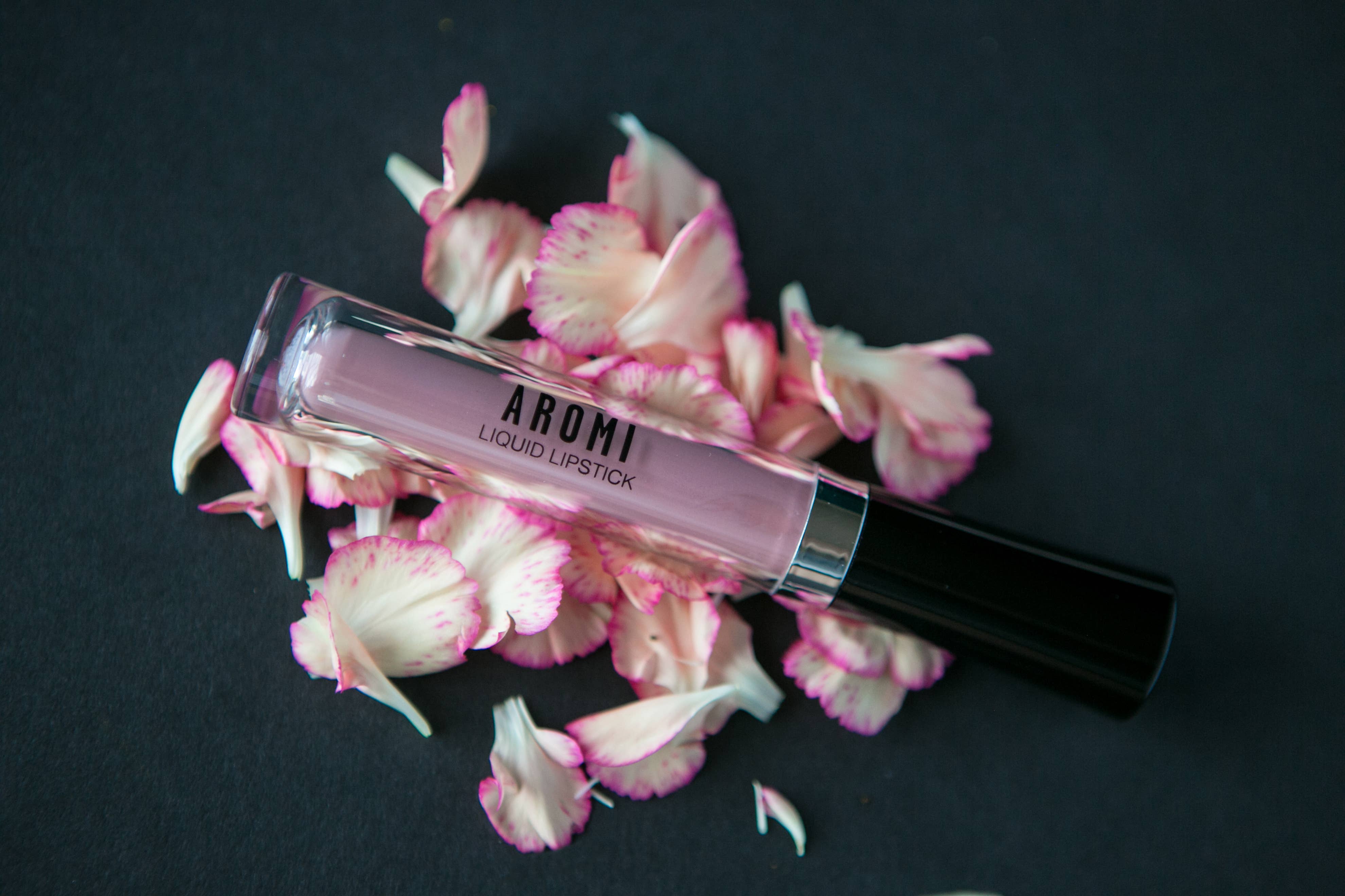 Aromi - Wholesale Lipstick - Toasted Almond Liquid Lipstick2