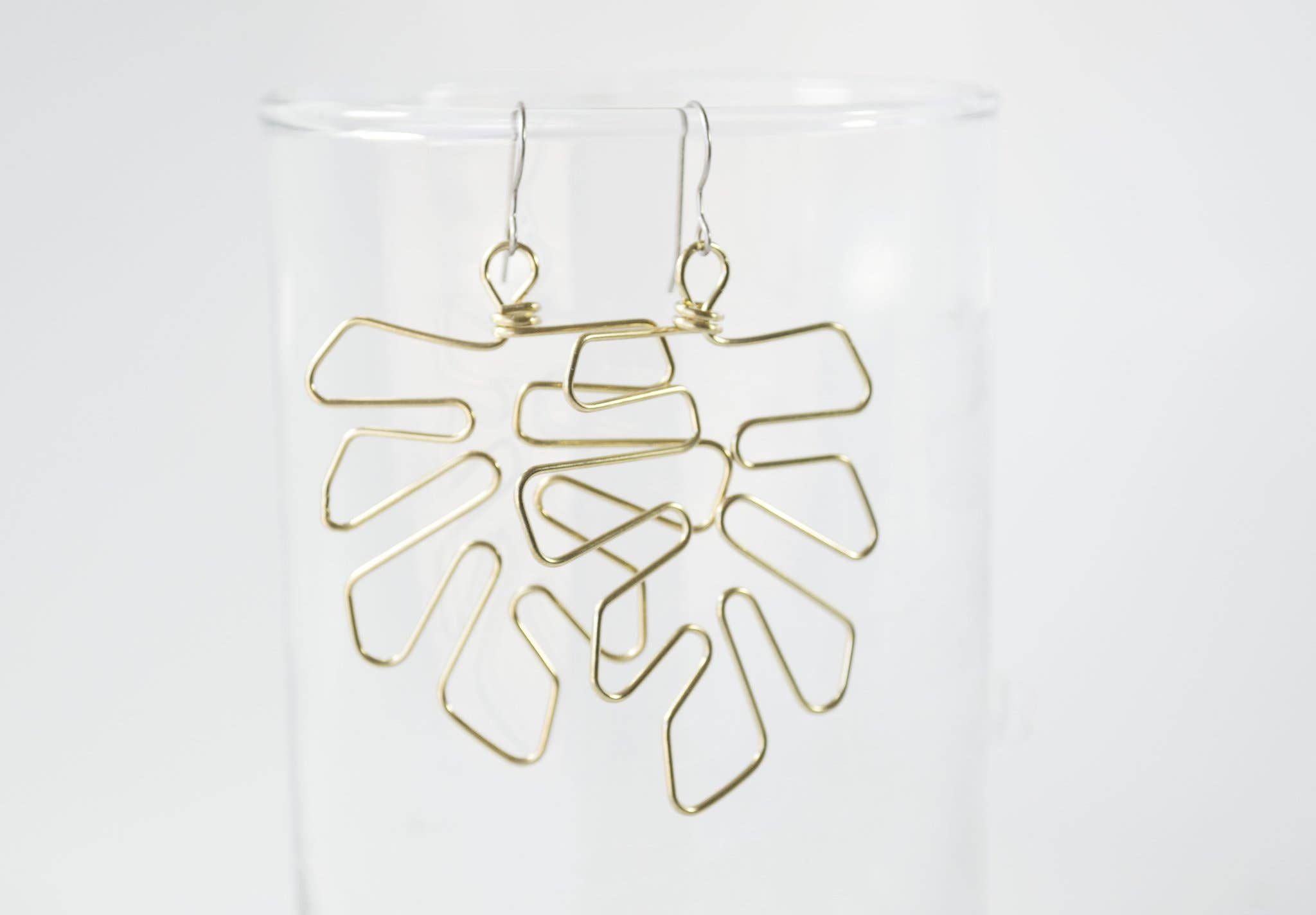 Grey Theory Mill - Wholesale Dangle Earrings - Monstera Leaf Dangle Earrings3