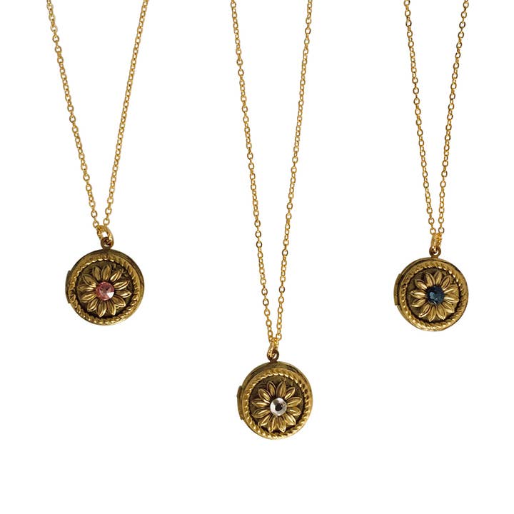 Round Vintage Daisy Locket Assortment for wholesale by Nancy Neill Designs