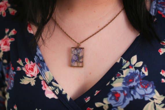 The Pretty Pickle - Wholesale Pendant/Charm Necklace - February Birth Flower Necklace2