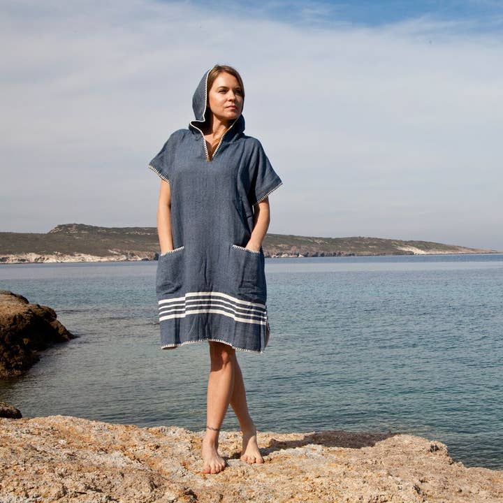 Navy Beach Cover Up With Hood for wholesale by Buldano