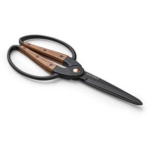 Purchase Wholesale sewing scissors. Free Returns & Net 60 Terms on Faire