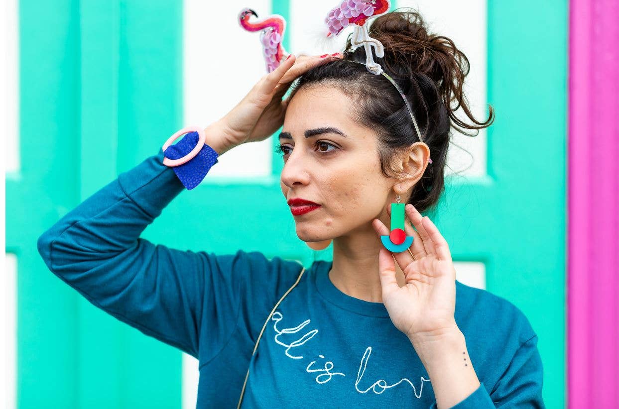 De signature Life - Wholesale Stud/Post Earrings - Boatall Light Green Single Earring2