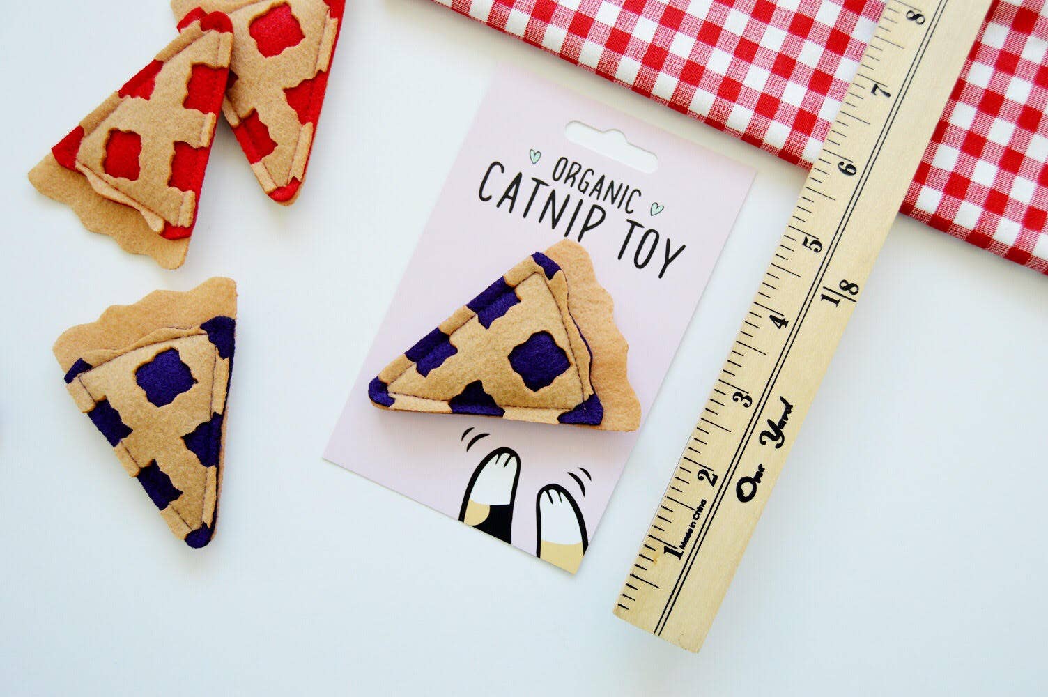 Housecat Club - Wholesale Pet Toy - Cat - Catnip Pie Slice Cat Toy1