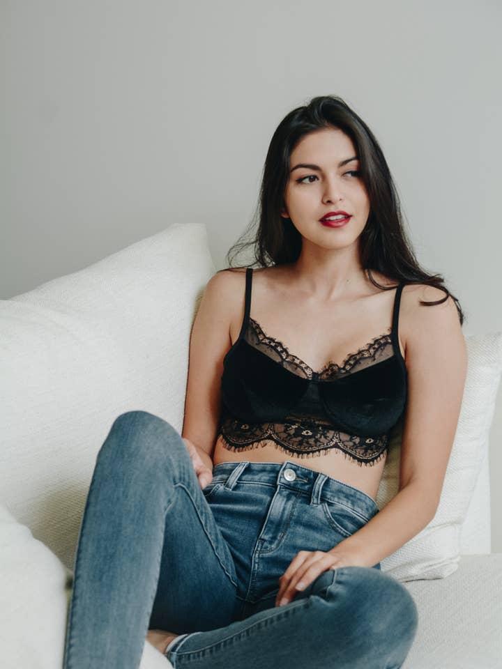 Leto Accessories - Wholesale Camisole - Women's - Velvet & Lace Half Cami – Elegant, Stylish, and Soft🌹0