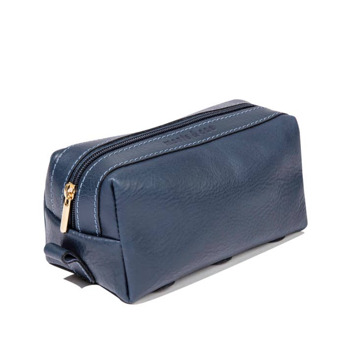 Läder Resekit i marinen för wholesale av Monte & Coe