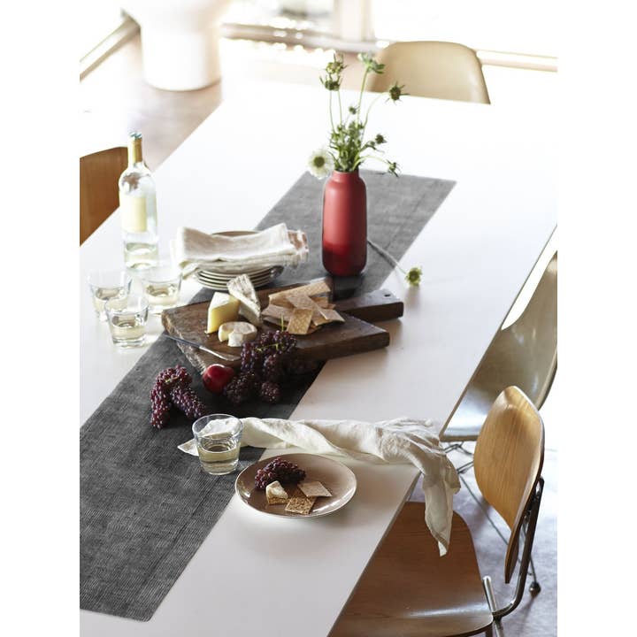 modern-twist - Wholesale Table Runner - Table-Runner: Linen - Black4