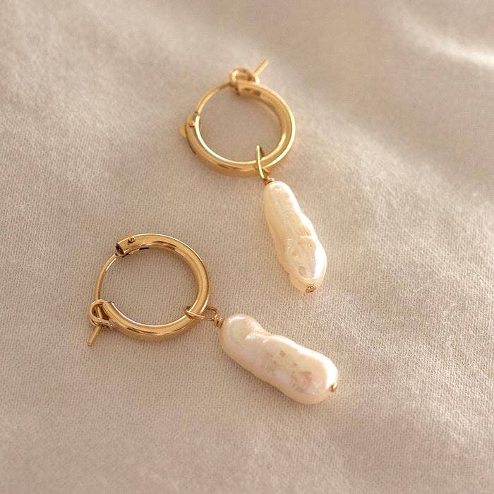 Christine Elizabeth Jewelry - Wholesale Dangle Earrings - Mini Biwa Hoop Earrings2