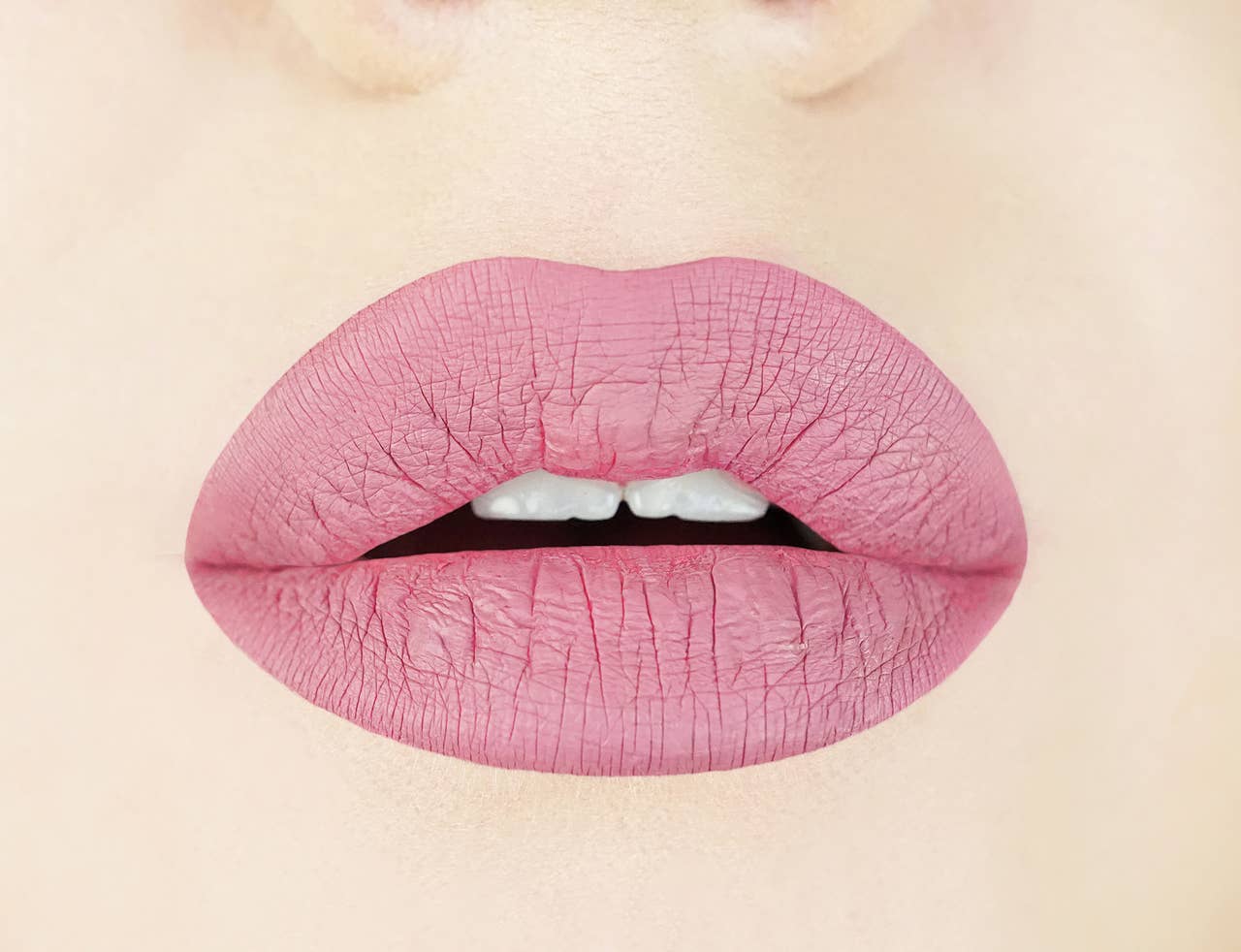 Aromi - Wholesale Lipstick - Toasted Almond Liquid Lipstick3