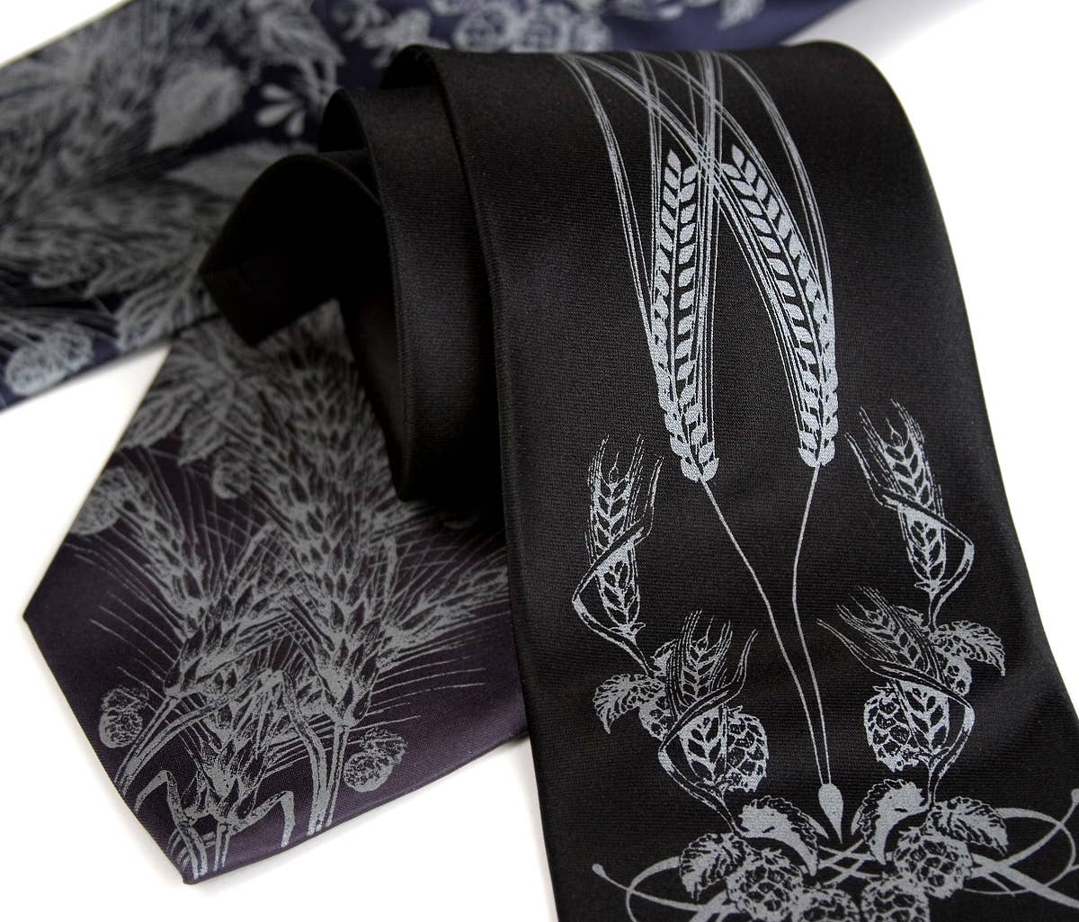 Cyberoptix Tie Lab - Wholesale Necktie - Men's - Beer Necktie. Hops & Wheat Print Tie13