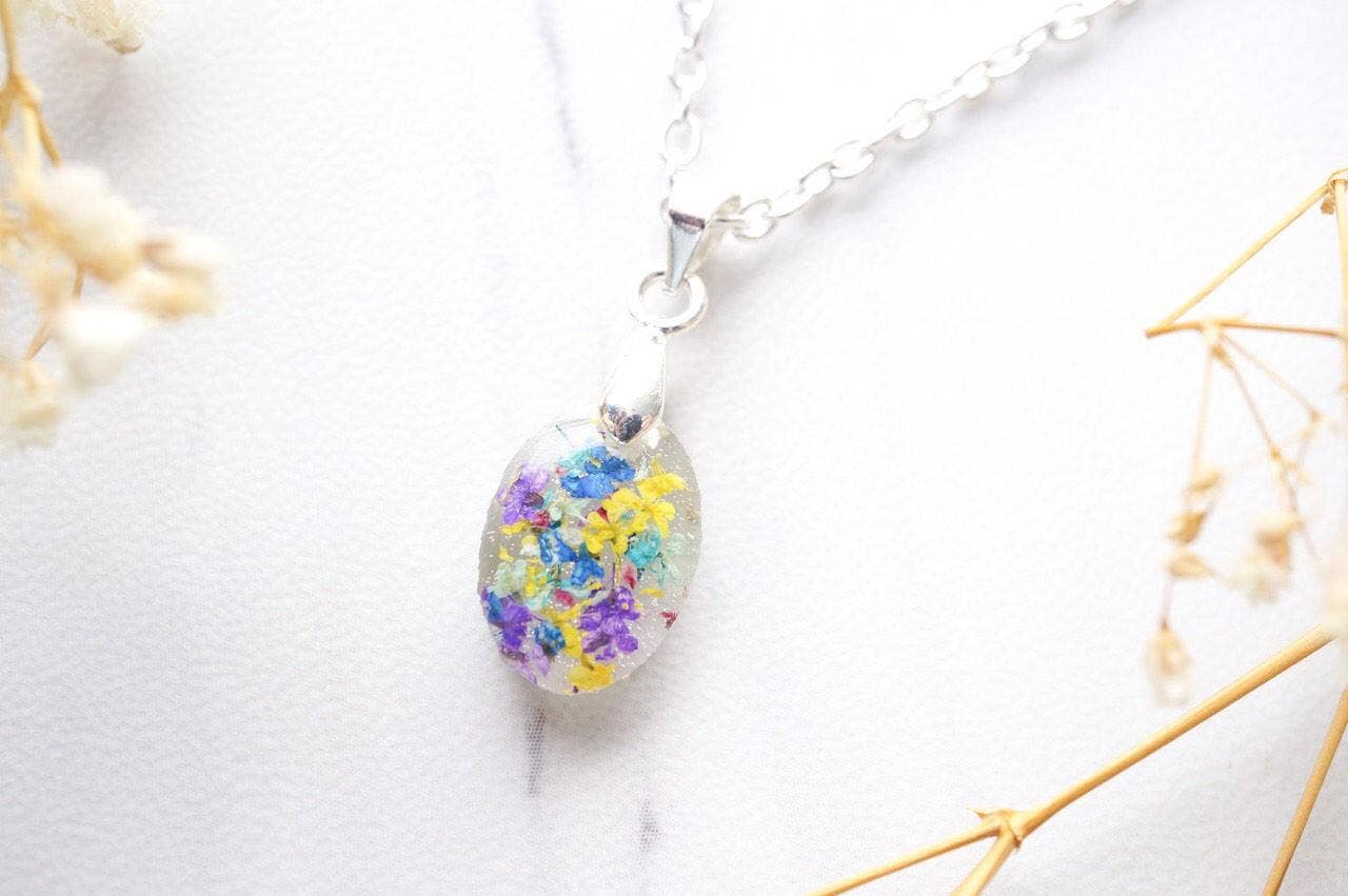 Ann + Joy - Wholesale Pendant/Charm Necklace - Oval in Mint, Yellow & Purple Real Dried Flowers in Resin Necklace1