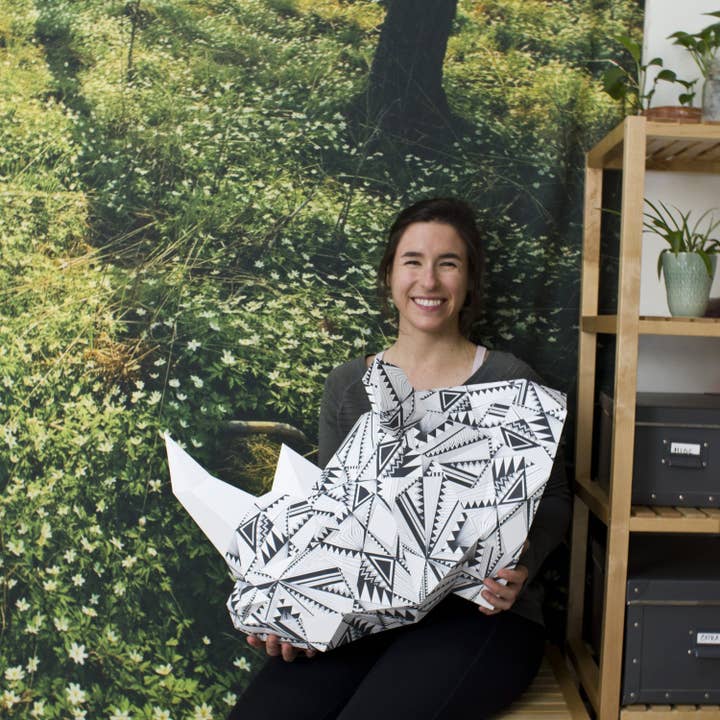 Bev der geometrische Rhino Papercraft für den Großhandel von Resident Design