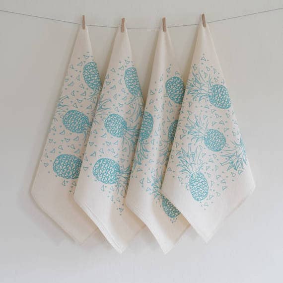 Hearth and Harrow - Wholesale Dinner & Cloth Napkin - Set of 4 Organic Cotton Pineapple Napkins in Mint Green