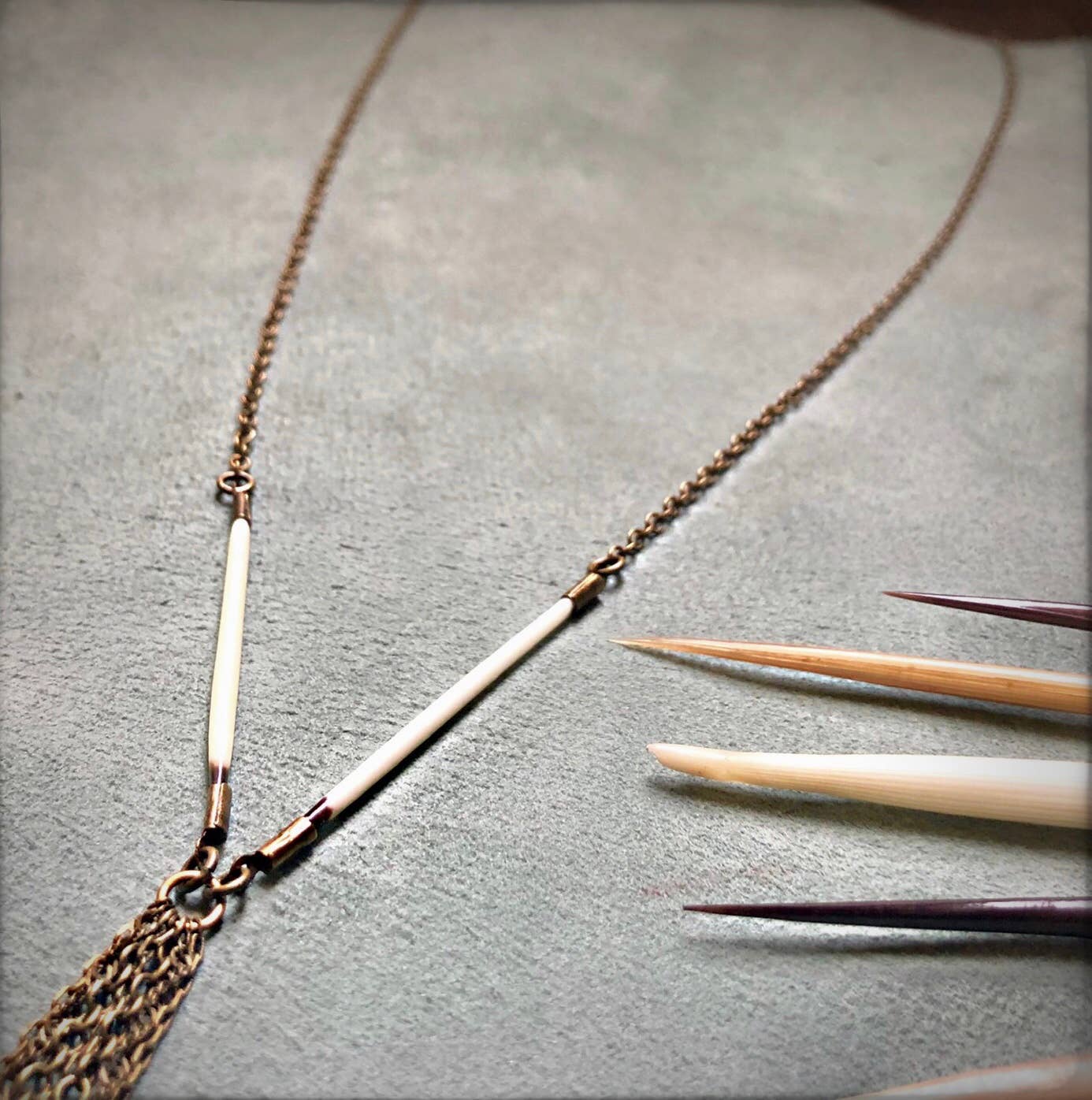 ASTALI – wholesale Pendant/charm necklace – Porcupine Quill Fringe Necklace, Black/Brown & Ivory/White1