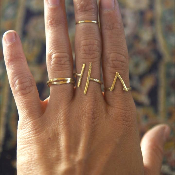 Pyramidring (mässing) för wholesale av Flight of Fancy