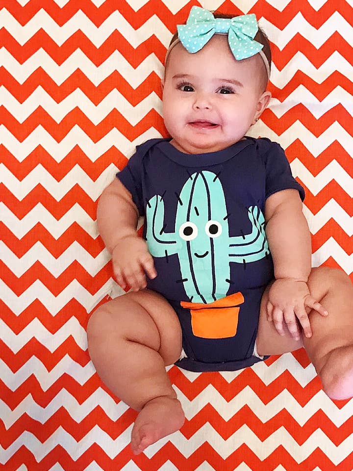 Western Prickly Cactus Baby Bodysuit for engroshandel hos Doodle Pants