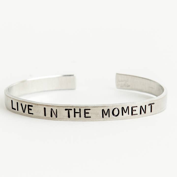 Vivre dans le Moment Brassard pour la vente par Nautically Northern