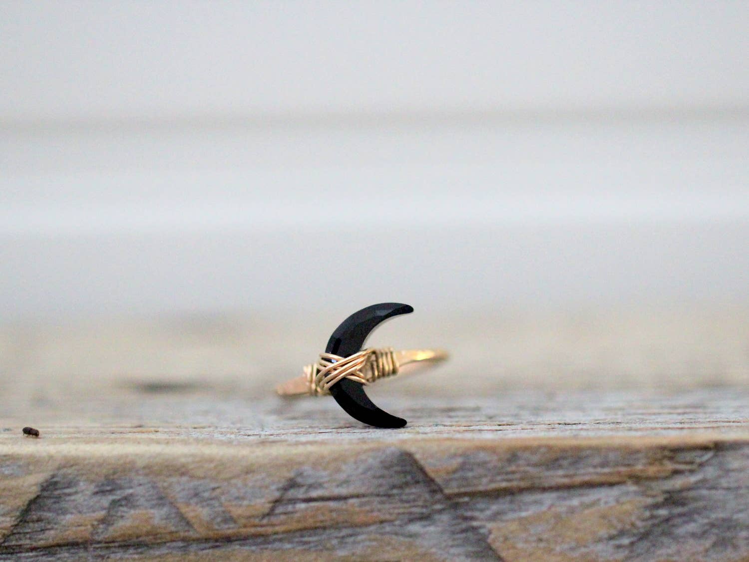 Saressa Designs – Anel de cocktail/declaração por atacado – Anel Moonbeam - Ágata Negra1