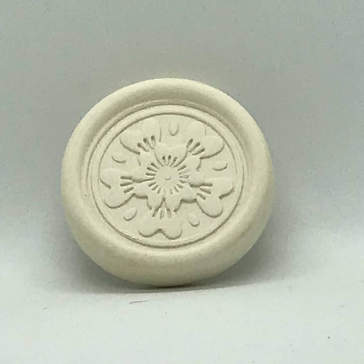 Kai Modest - Wholesale Reed Diffuser - Okinawa Rooftile Clay Material Diffuser Pebbles (Flower)15