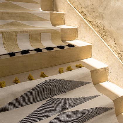 Black Cascade kilim rug for wholesale on Faire3