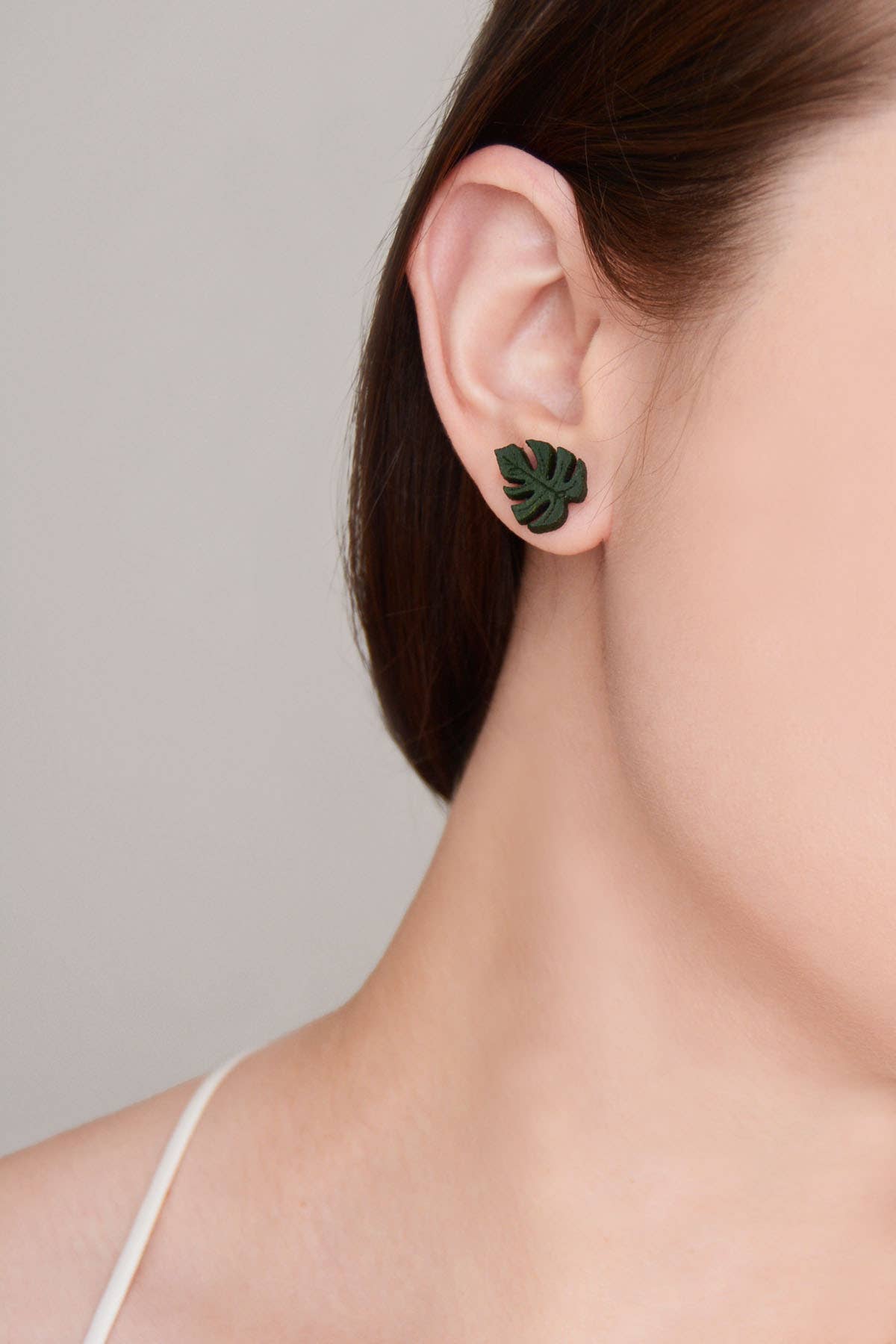 Stitch & Shutter - Wholesale Stud/Post Earrings - Monstera Studs4