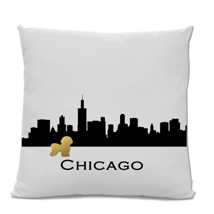 Chicago Skyline Bichon Oreiller Polyester filé 20" X 20" pour la vente par Sophisticated Pup