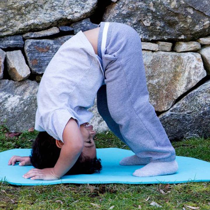 Woombie - Wholesale Yoga Mat - OvalZenStands Meditation/ Yoga Mats & Social Distancing Cues3