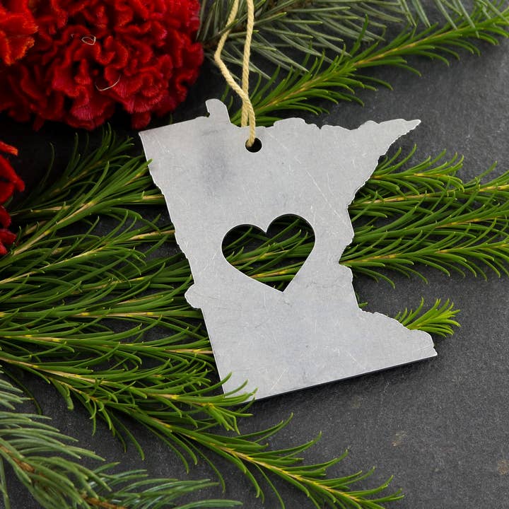Iron Maid Art - Wholesale Ornament - Minnesota State Metal Holiday Gift Christmas Ornament