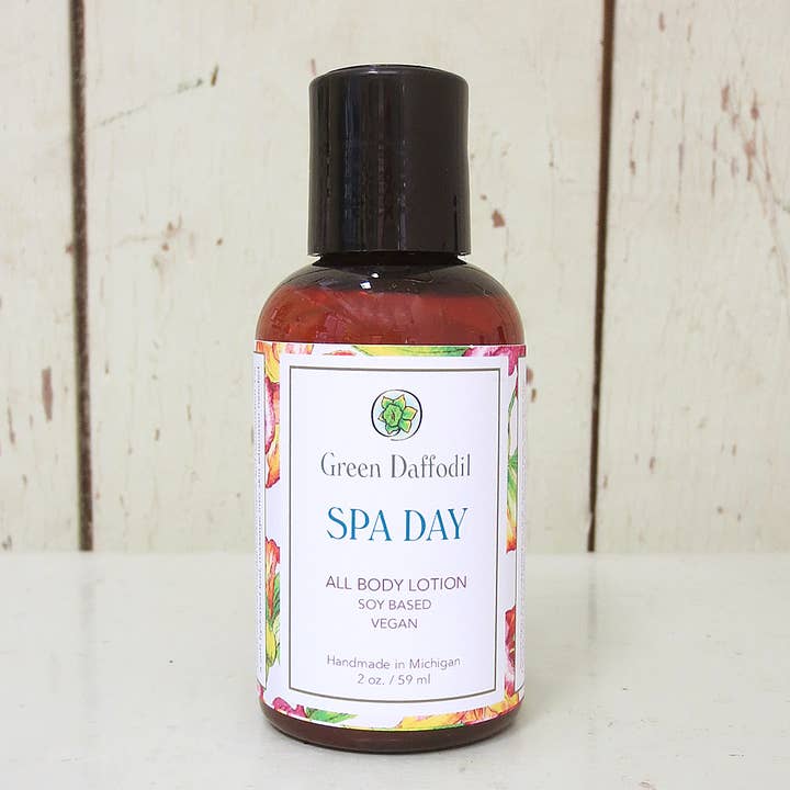 Green Daffodil Bath & Body - Wholesale Hand & Body Lotion - Spa Day Mini Soy Lotion Bottle