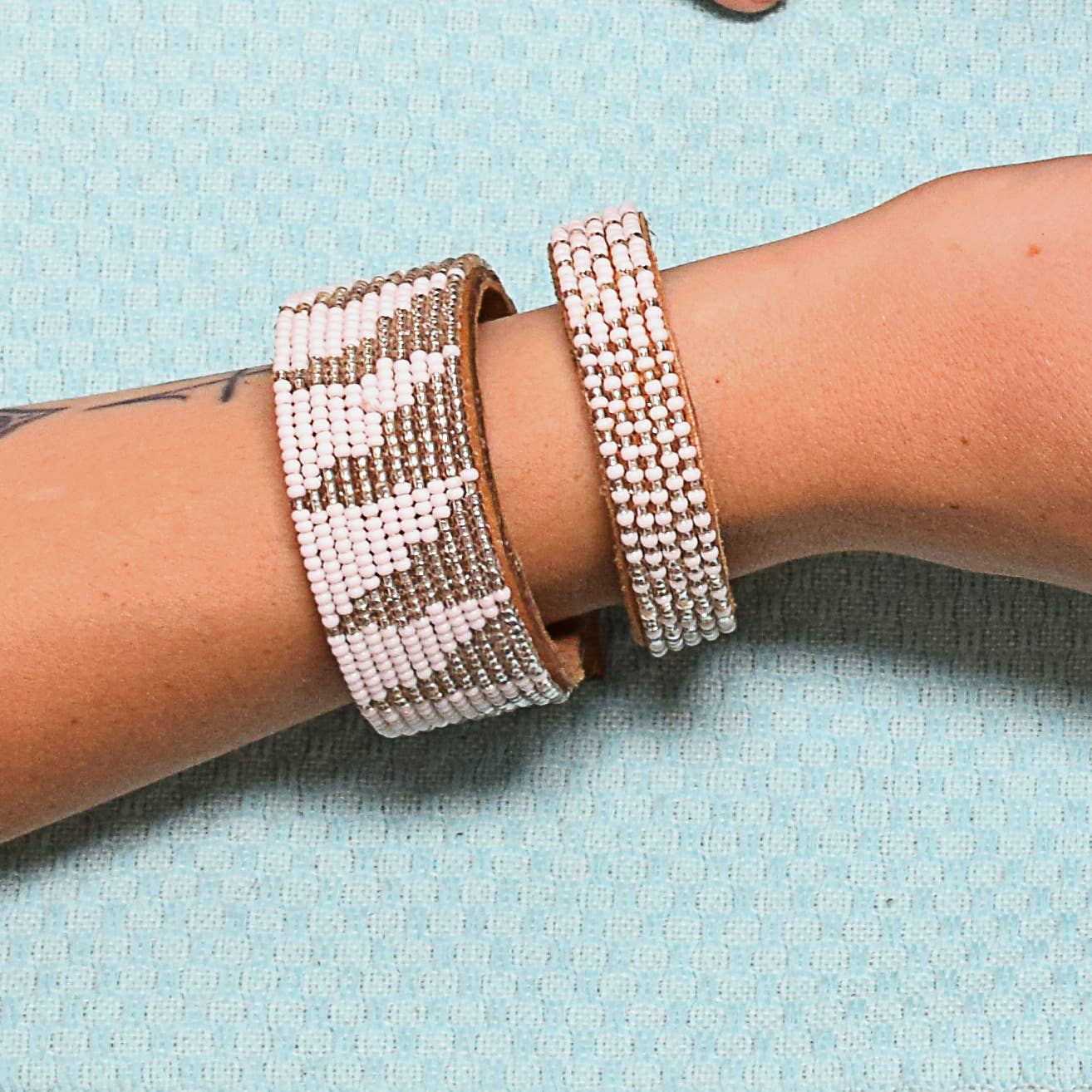 Swahili Coast - Wholesale Cuff Bracelet - Small Silver and White Ombre Leather Cuff1