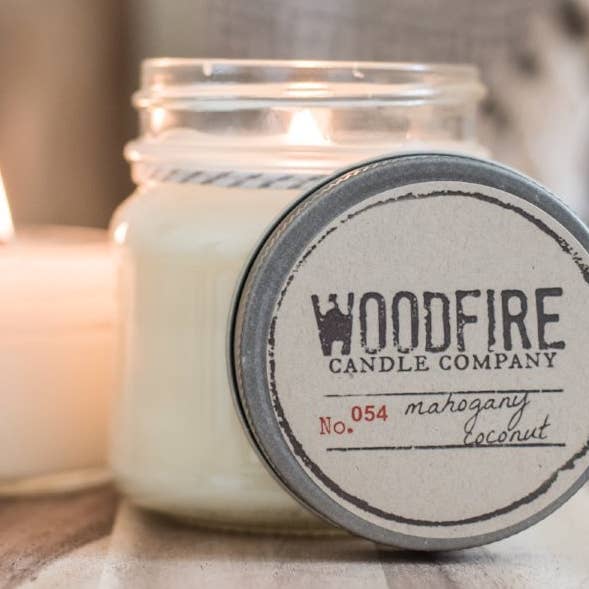 Bougie en cire de soja avec mèche en bois dans un bocal Mason Décoration d'intérieur Cadeau de vacances pour la vente par Woodfire Candle Company
