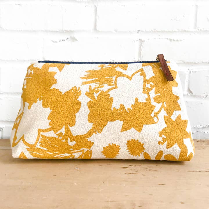 Gold Deep Woods make-up tas met ritssluiting voor wholesale door Erin Flett