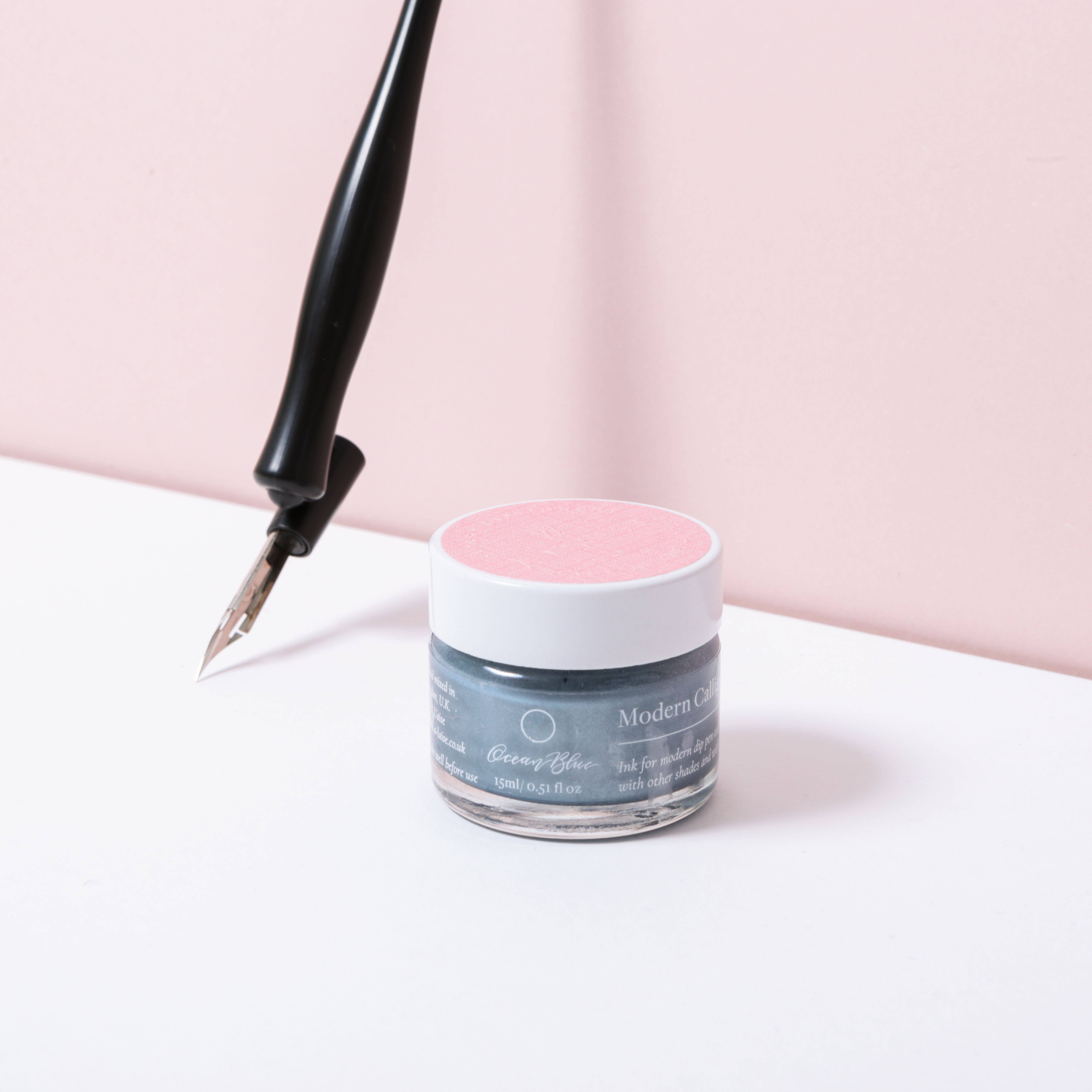 À L'AISE LTD - Wholesale Ink Pad - Ocean Blue Modern Calligraphy Ink