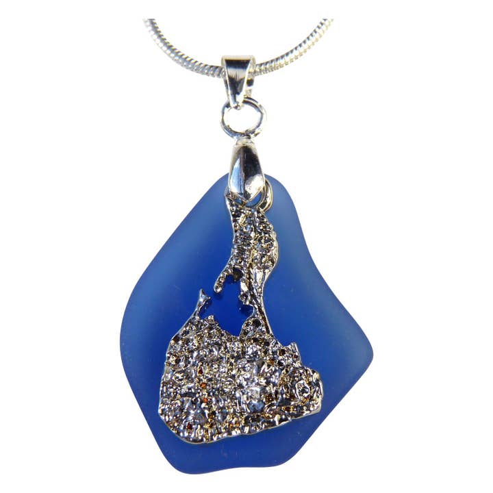 Collier à breloques en verre Block Island Sea, couleurs variées pour la vente par Snazzy and Co