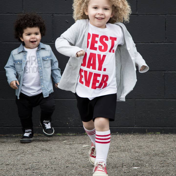 Beste dag ooit uniseks t-shirt voor wholesale door The Talking Shirt