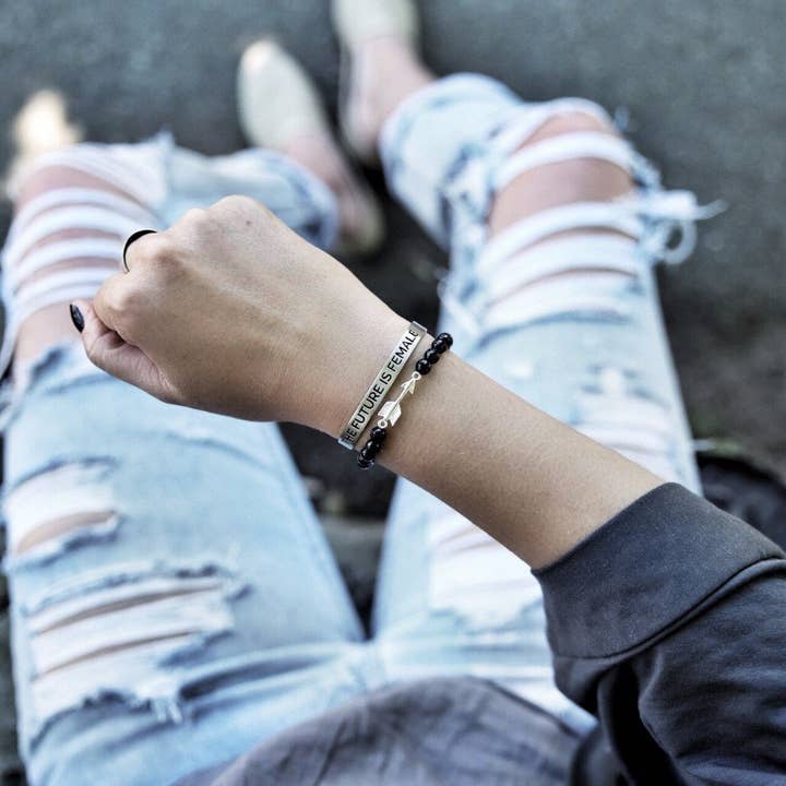 Bird + Stone - Wholesale Charm/Dangle Bracelet - Onyx Arrow Bracelet1