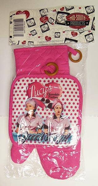 MID-SOUTH PRODUCTS - Wholesale Oven Mitt/Pot Holder - Lucy Potholder Oven Mitt Set - Chocolate Factory2