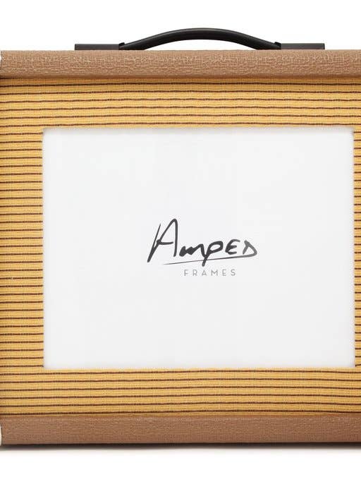 Vintage 10x8 for wholesale by Amped Frames