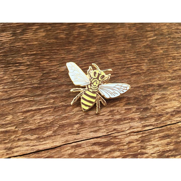 Noteworthy Paper & Press - Wholesale Lapel Pin/Button - Honey Bee Enamel Pin3