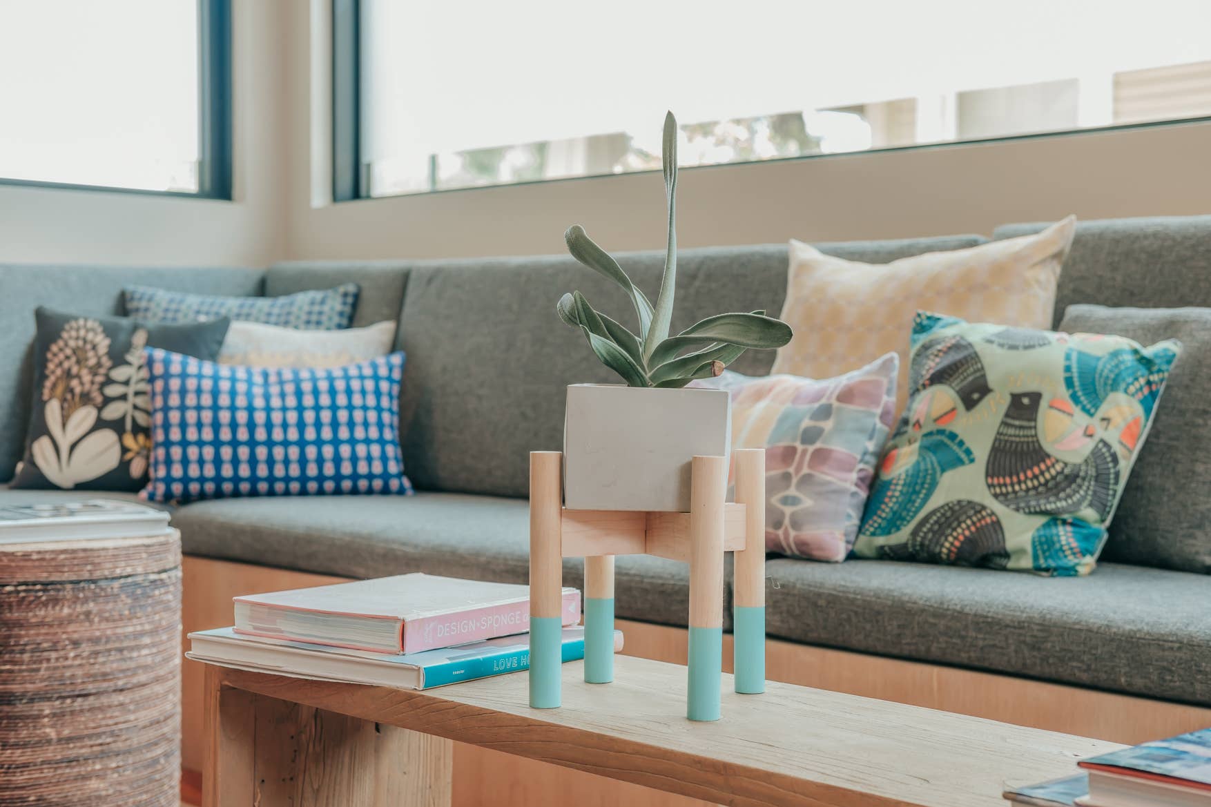 Hold on to Your Plants – wholesale Plant pot stand – Modern Plant Stand 7"