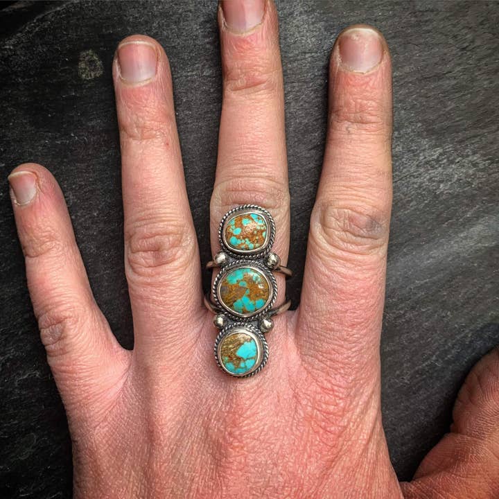 Raegan Hough Metalsmith – wholesale Cocktail/statement ring – American Turquoise Ring with Three-Stone Pillar2