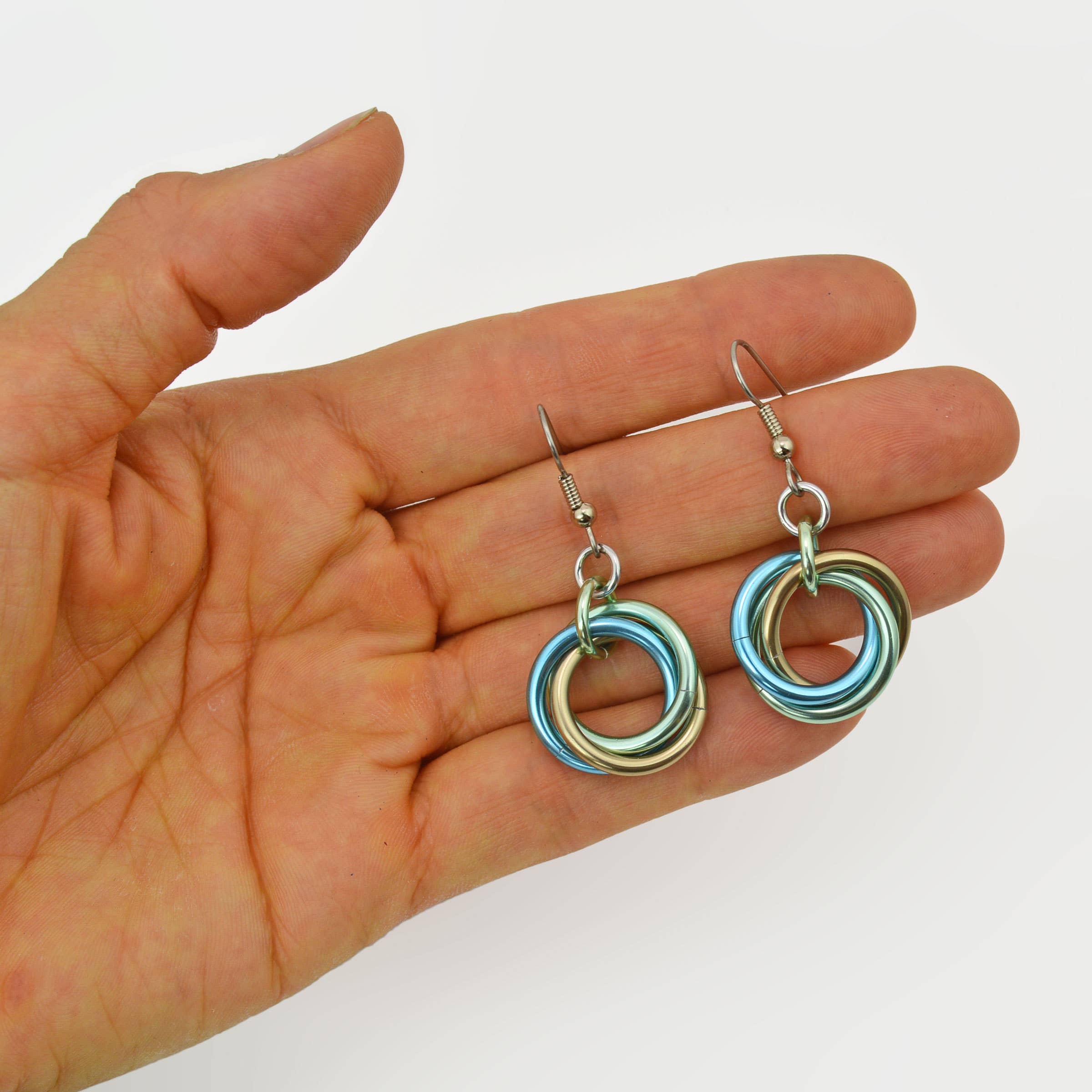 Rebeca Mojica Jewelry - Wholesale Dangle Earrings - Knotted Metal Large Knot Earring - Seashell3