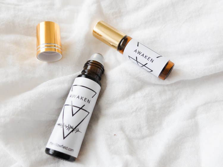 The Willow Field - Wholesale Essential Oil Roll-On - 10ml Awaken Herbal Roller1