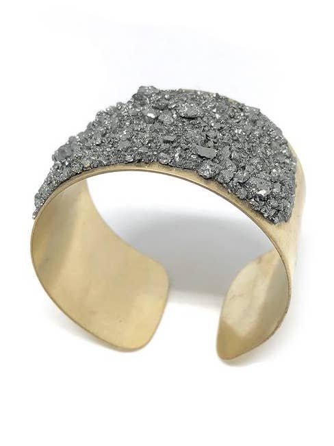 Kiss Kiss Cuff for wholesale by Leia Beila