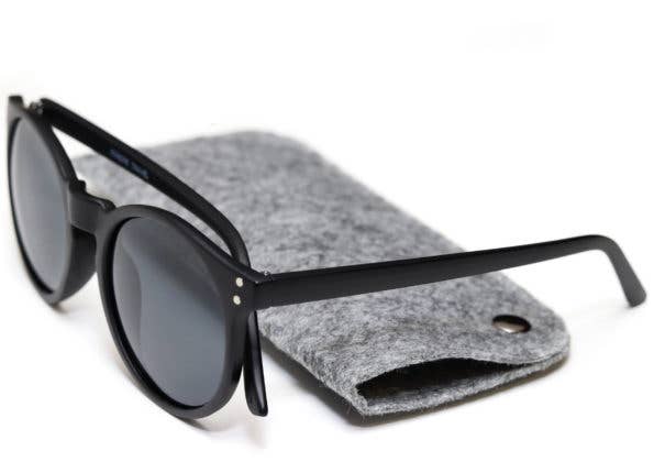 Voyage Shades | Matte Black for wholesale by Sondre Travel