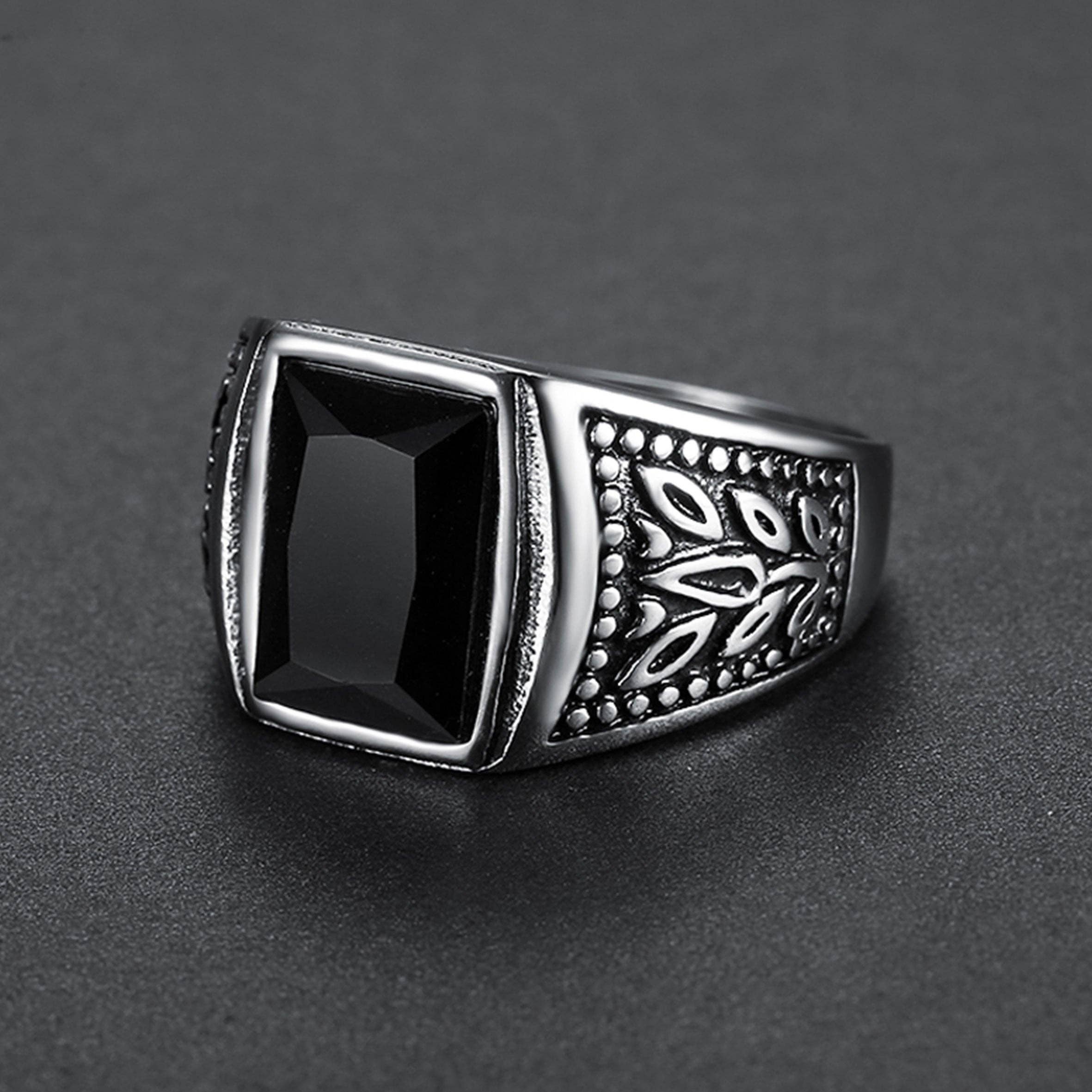 SEVEN50 Rectangular Signet Ring//Aged Signet Ring//Signet Ring//Gift for Him//Gift for Her//Mens Fashion Jewelry//Mens Jewelry//Ring