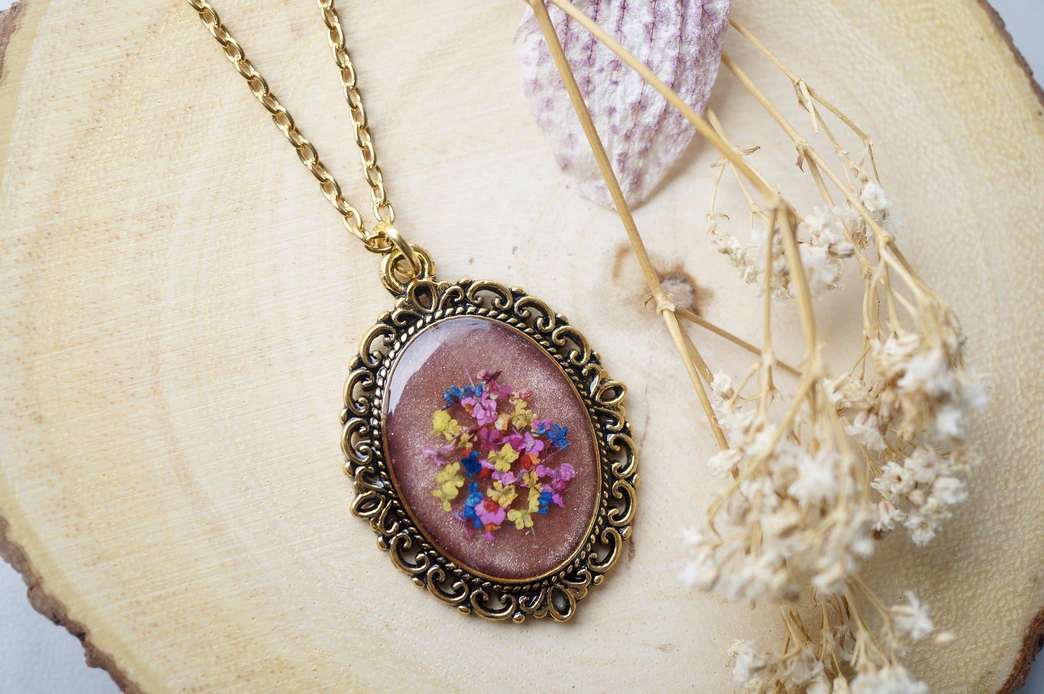 Ann + Joy - Wholesale Pendant/Charm Necklace - Rose Gold in Pink, Yellow, Blue & Red Real Dried Flowers in Resin Gold Necklace2