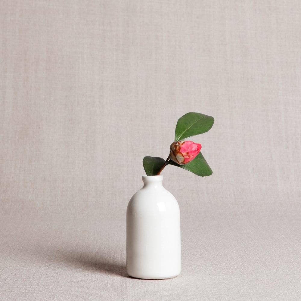 Honeycomb Studio - Wholesale Vase - Minimalist Bud Vase2