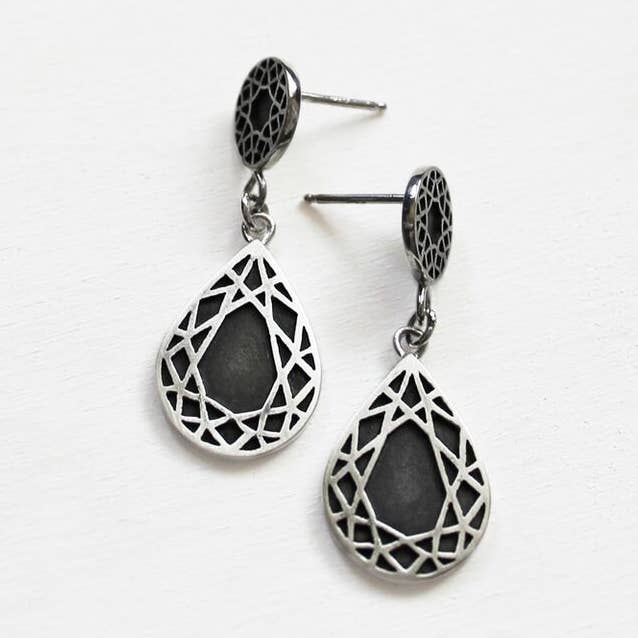 Geometrische Black Diamond Statement Ohrringe für den Großhandel von Ivy & Gold Handcraft